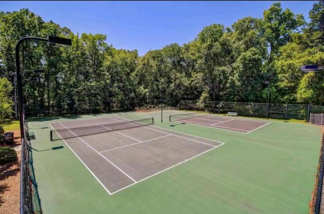 Lowcountry Haven - Game Rm + King Bds, Mins 2 Dwtn Charleston Exterior photo